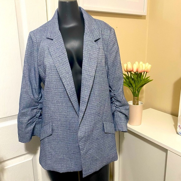 Skies are blue blazer - Picture 1 of 2